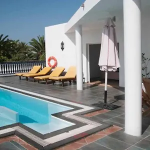 Del Mar Viña Y Cabrera Villa