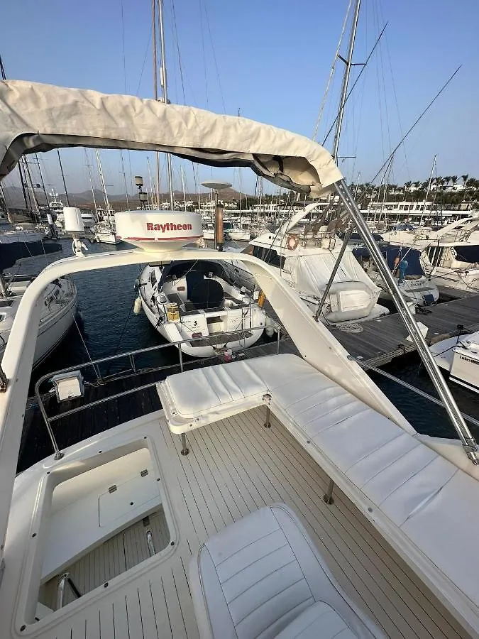 Barco Princess Cachucho Fly Puerto Calero